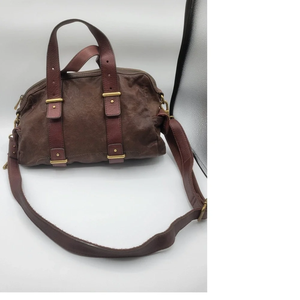 Fossil item has